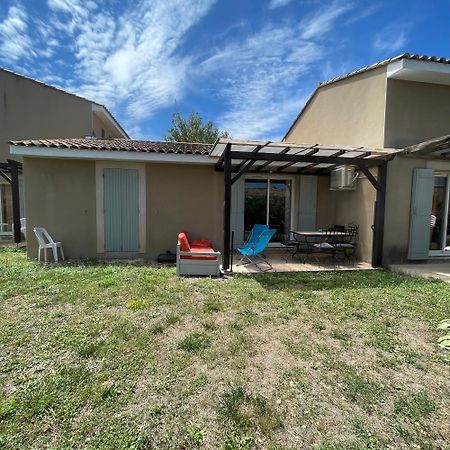 Saint-Saturnin-lès-Avignon Maison Plain Pied Avec Climatisation Dans Une Residence Privee Avec Piscine מראה חיצוני תמונה